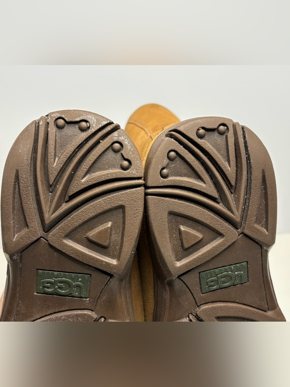 UGG Chestnut Brown Classic Shearling-Lined Suede Boots - Picture 6 of 12